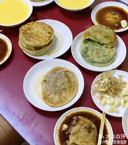 食在天津衛(wèi)：天天排大隊的餡餅 到底有嘛魔力